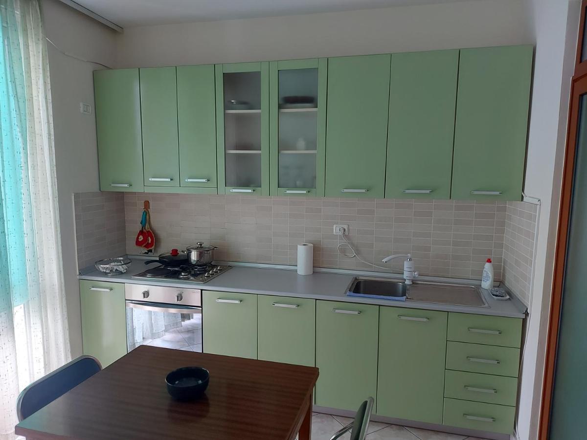 Апартаменты Mano' S Place Тирана Экстерьер фото